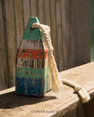 Декоративний дерев'яний буй