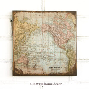 Карта "The World" на дерев'яній основі