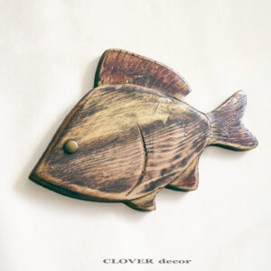 Дерев'яна риба Карась